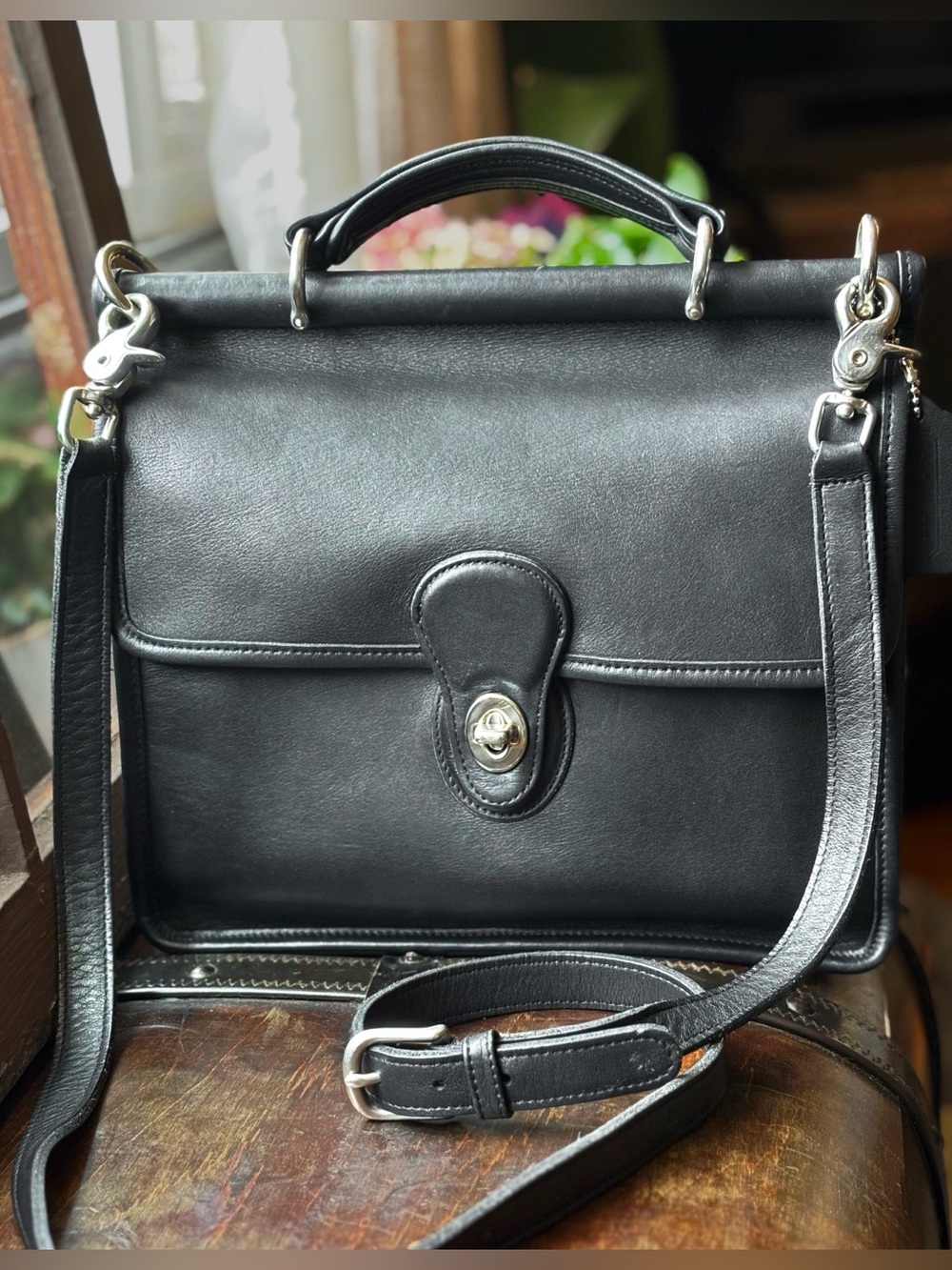 Vintage Coach Willis Bag #9927
